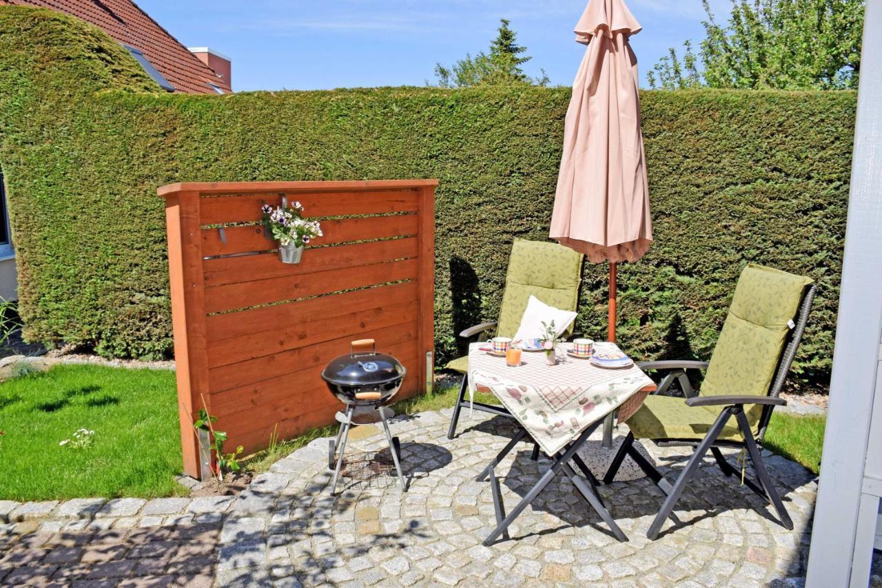 Ferienhaus Zum Hafen In Altefaehr Bagian luar foto