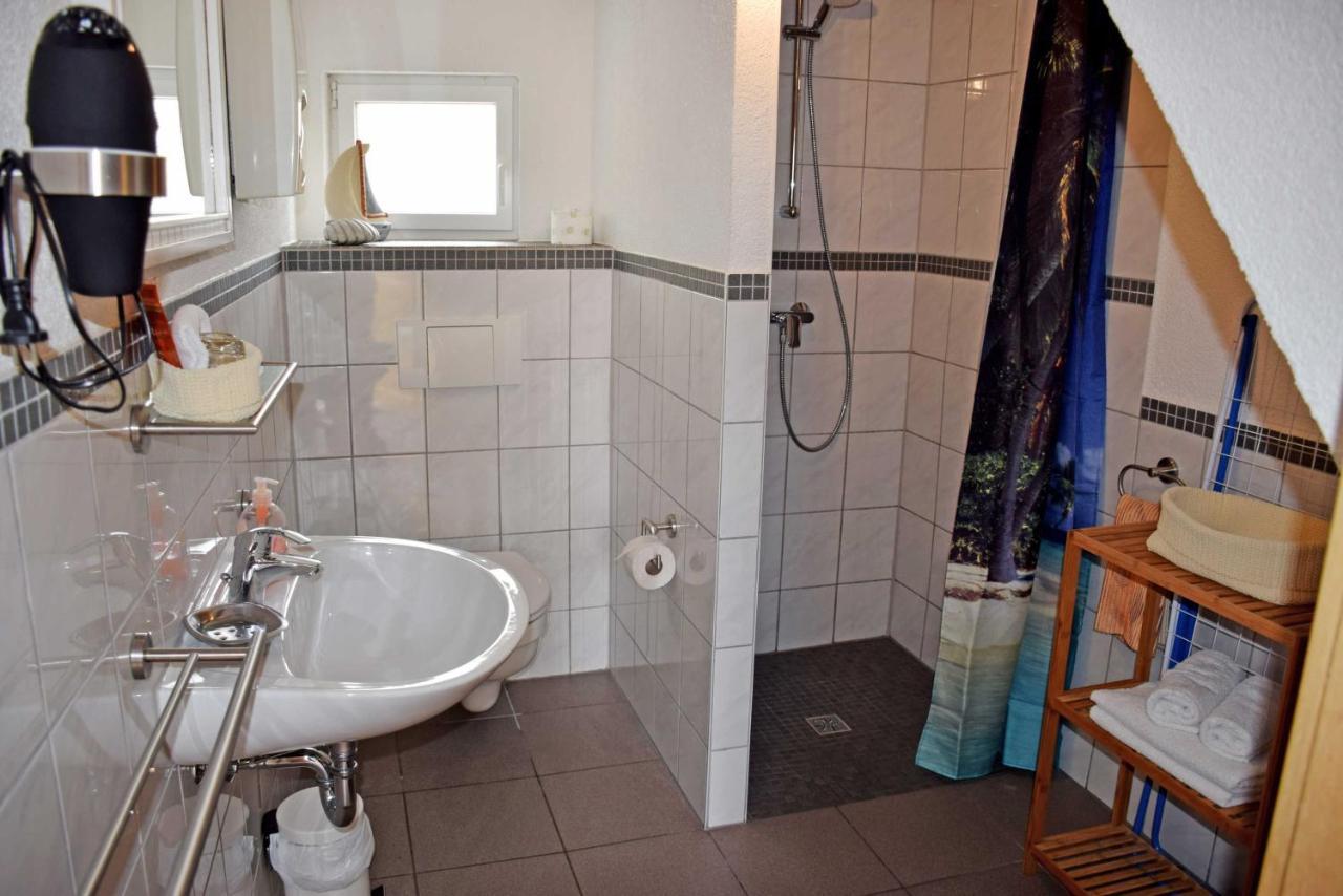 Ferienhaus Zum Hafen In Altefaehr Bagian luar foto